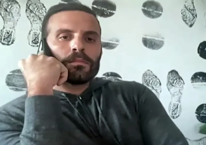 Νίκος Παππάς για το επεισόδιο με δημοσιογράφο: «Σήκωσα το χέρι μου, αλλά δεν τον γρονθοκόπησα – Ντρέπομαι και ζητώ συγγνώμη»
