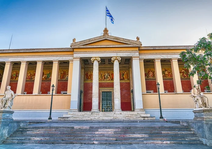 Πανεπιστήμια: Εφιαλτικό σενάριο – Ένας στους δύο φοιτητές δεν θα πάρει ποτέ πτυχίο;