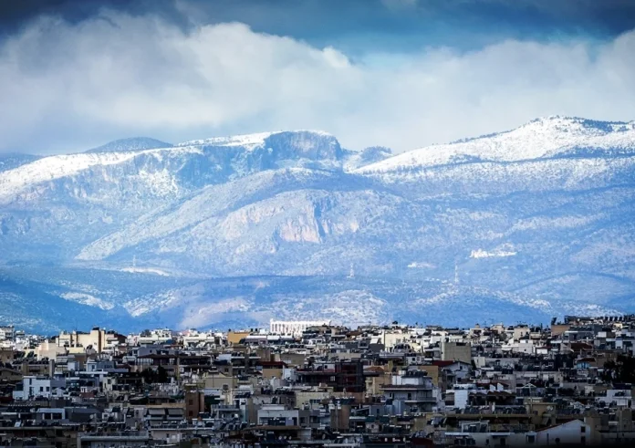 «Πόλεμος» μετεωρολόγων για τα χιόνια: «Μας χαλάνε την πιάτσα - Ο καιρός δεν είναι clickbait»