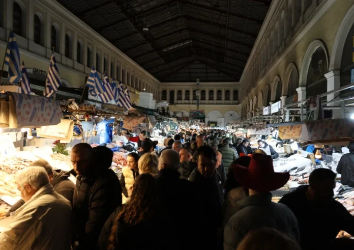 Καθαρά Δευτέρα και σαρακοστιανά: Οι τιμές, οι αγορές και το ωράριο των καταστημάτων
