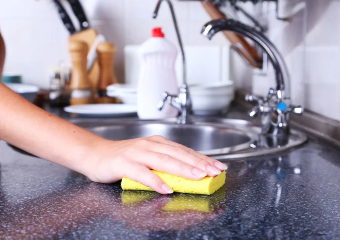 Καθημερινά αντικείμενα: Πόσο συχνά πρέπει να τα αντικαθιστούμε για την προστασία της υγείας μας