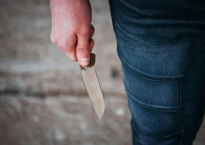 Θρίλερ στο Λουτράκι: Νεκρός 17χρονος με τραύματα από μαχαίρι – Συναγερμός στις αρχές