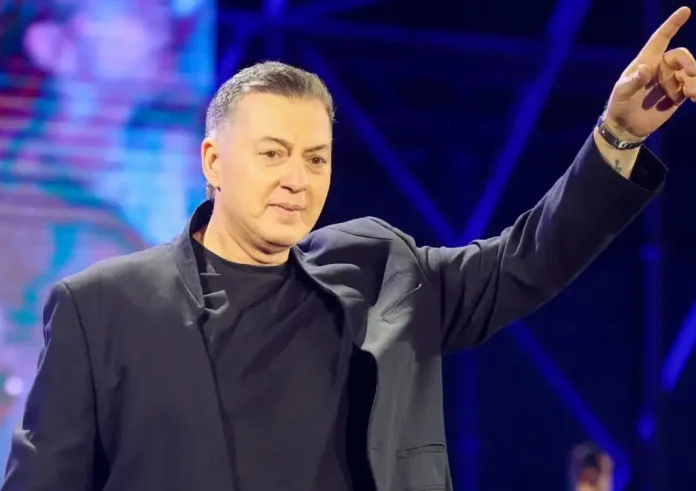 Στο νοσοκομείο με πνευμονία ο Νίκος Μακρόπουλος: Κλείνει προσωρινά ο «Βοτανικός»