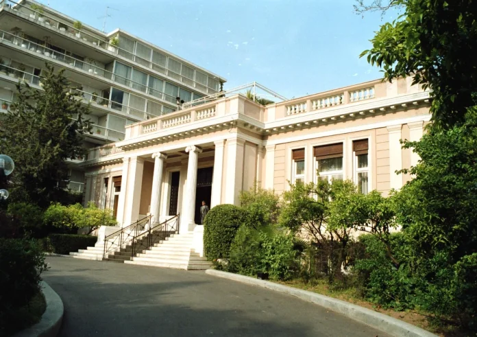 Συστήματα anti-drone: Στρατηγική προστασίας στο Μέγαρο Μαξίμου και κρίσιμες υποδομές