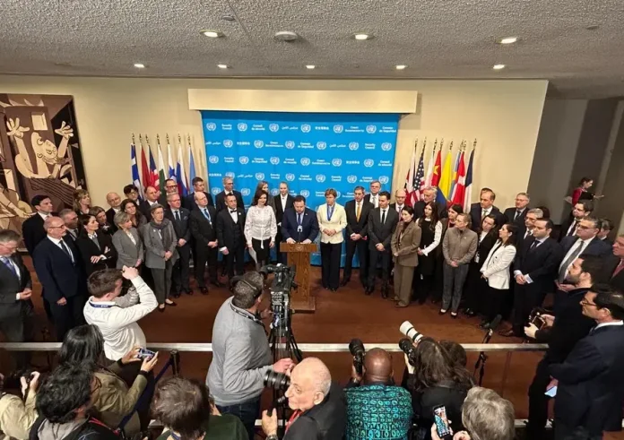 Θρίλερ στο Αμπού Ντάμπι: Εγκλωβισμένη η αποστολή του Άρη μετά τους βομβαρδισμούς