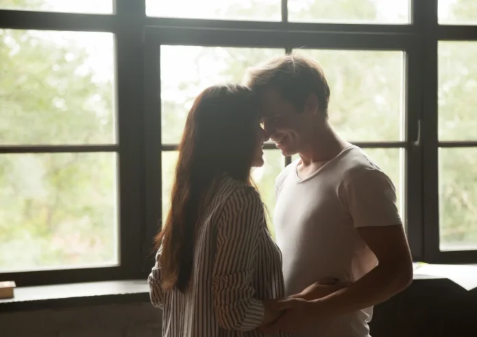 Διατροφή και ερωτική διάθεση: Ποιες τροφές να περιορίσεις για καλύτερη σεξουαλική υγεία