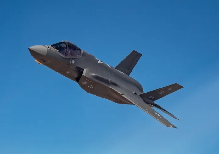 Βαθαίνει η ελληνική εμπλοκή στον πόλεμο: Η χώρα στο «κάδρο» της σύγκρουσης