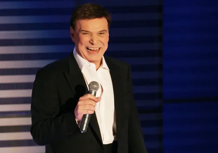 Το συγκλονιστικό τραγούδι «Ο Αχιλλέας απ’ το Κάιρο»: Μια ιστορία εμπνευσμένη από τον Γιώργο Μαρίνο