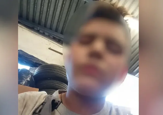 Λέρος: Η απολογία-σοκ του 17χρονου που πάγωσε το πανελλήνιο – «Μου είχε τρυπήσει την παλάμη με κατσαβίδι»