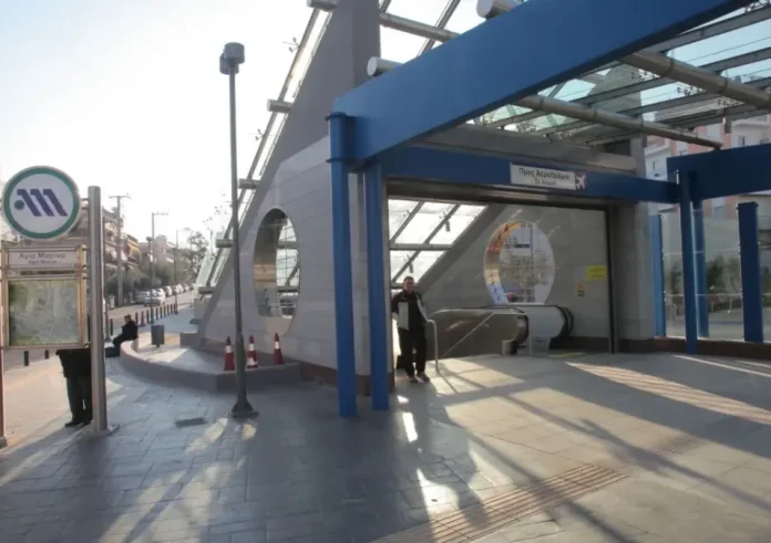 Τρόμος στο Μετρό «Αγία Μαρίνα»: Ληστεία με όπλο μπροστά στα μάτια των επιβατών