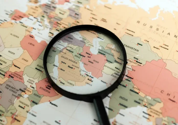 Μέση Ανατολή, γεωπολιτικές σχέσεις με απλά λόγια: Ποιοι στηρίζουν το Ιράν και ποιοι τις ΗΠΑ