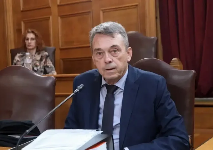 ΟΠΕΚΕΠΕ και οι 'αφανείς' παραιτήσεις: Το παρασκήνιο της απομάκρυνσης του Βάρρα
