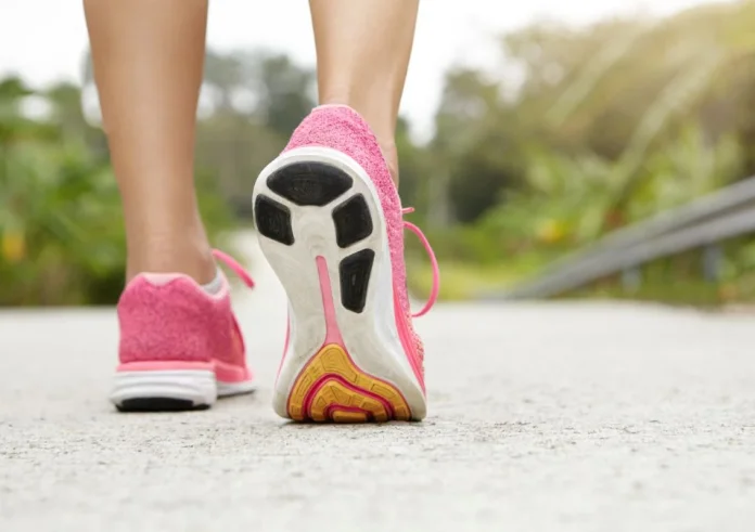 Running shoes: Πώς να διαλέξεις το ιδανικό ζευγάρι για το ανοιξιάτικο τρέξιμο