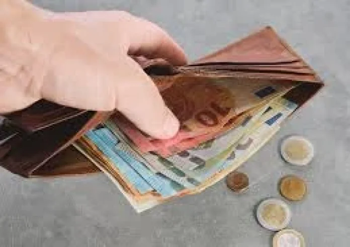 Συντάξεις Απριλίου 2026: Ανατροπές στις πληρωμές – Οι ημερομηνίες για όλα τα Ταμεία