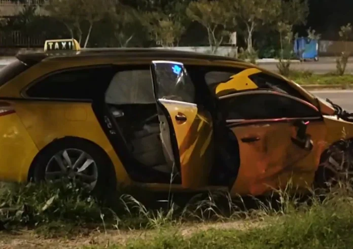 Τραγωδία στη Βούλα: Νεκρή οδηγός ταξί μετά από σοβαρό τροχαίο