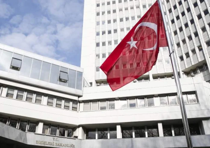 Σφοδρή επίθεση τουρκικού ΥΠΕΞ κατά Ελλάδας: «Φανταστικές» οι ελληνικές θαλάσσιες ζώνες