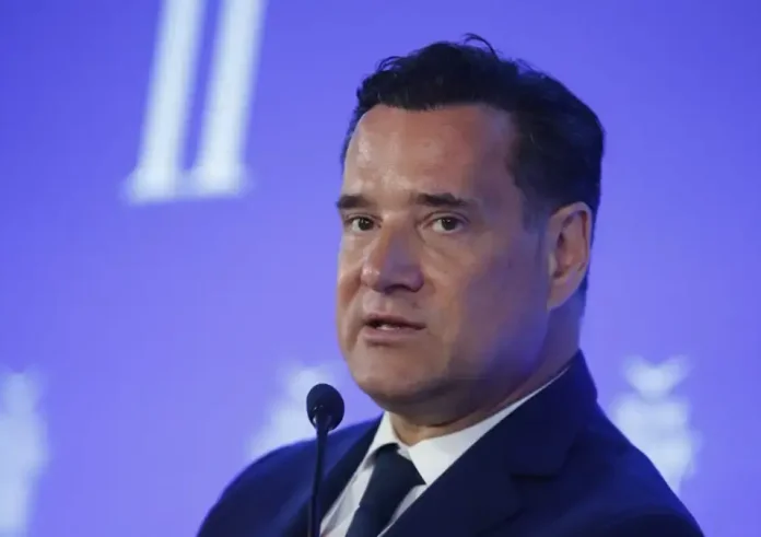 Άδωνις Γεωργιάδης: 1.000 προσλήψεις στο ΕΣΥ και θεσμικό μέτωπο με την Ευρωπαϊκή Εισαγγελία