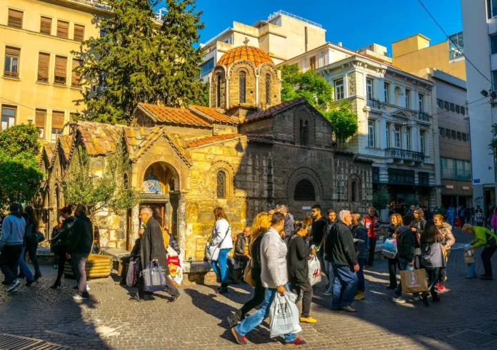 Ανοιχτά καταστήματα και Σούπερ Μάρκετ την Κυριακή των Βαΐων – Δείτε το εορταστικό ωράριο Πάσχα 2026