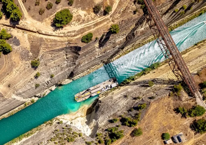 Τραγωδία στην Κόρινθο: Νεκρή 17χρονη κόρη γνωστού γιατρού από τη Φιλοθέη