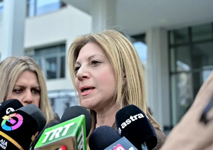 Μαρία Καρυστιανού: Δεν μπορεί να γίνει δίκη χωρίς τους συγγενείς στην αίθουσα