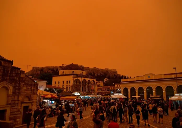 Καιρός: «Κοκτέιλ» αφρικανικής σκόνης, λασποβροχών και ισχυρών ανέμων