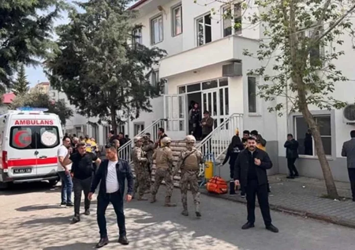 Μακελειό στην Τουρκία: 9 νεκροί από ένοπλη επίθεση 14χρονου σε γυμνάσιο του Καχραμανμαράς - Βίντεο σοκ