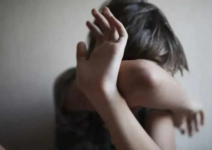 Σεξουαλική κακοποίηση 5χρονου: «Ντρέπομαι για το θράσος των κατηγορουμένων»