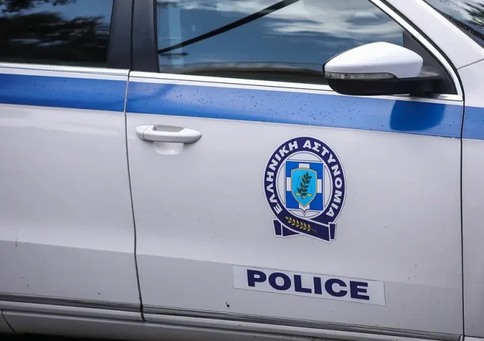 Σοκαριστική επίθεση σε μητέρα τριών παιδιών στην Πάτρα: Άγρια ληστεία με χτυπήματα και ρίψη σε χαντάκι