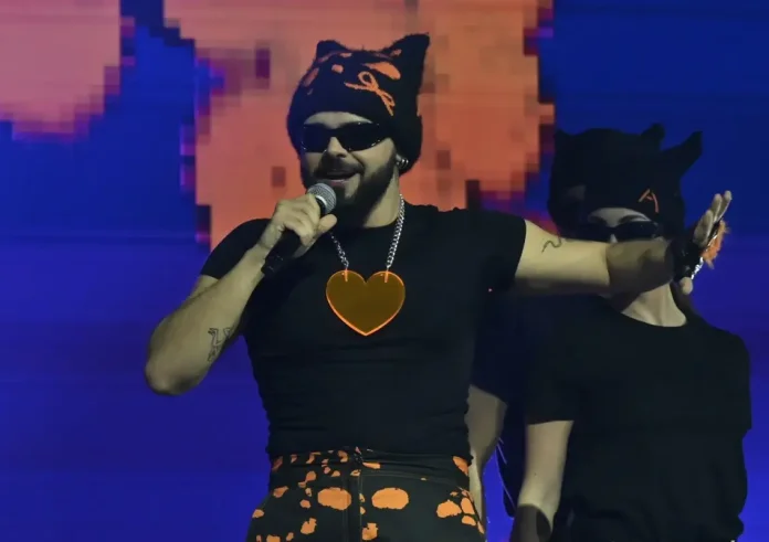 Eurovision 2026 - Συγκινεί η αδελφή του Akyla: Το κυνηγούσε εδώ και εφτά χρόνια - Πρώτη τεχνική πρόβα στη Βιέννη