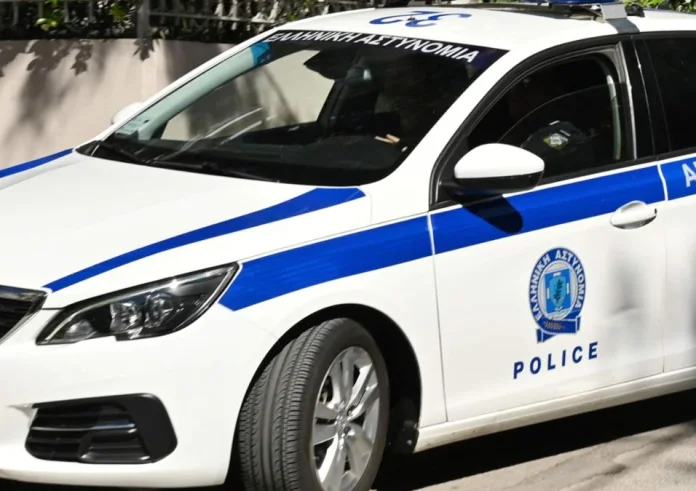 Θεσσαλονίκη: Σύλληψη γονέων για έκθεση ανηλίκου - 4,5 ετών παιδί βρέθηκε να περιφέρεται μόνο του στον δρόμo