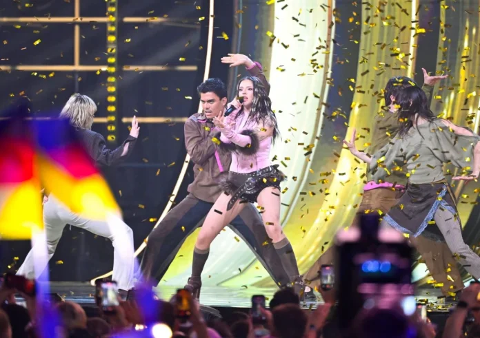 Eurovision 2026: Θριαμβευτική επιστροφή της Ντάρα στη Σόφια και συγκινητική επιστροφή του Ακύλα στην Αθήνα
