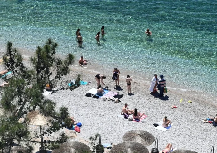 Μίνι καλοκαίρι: Έρχεται καλός καιρός το τριήμερο του Αγίου Πνεύματος. Πότε θα βγουν καταιγίδες