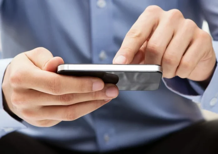 Μόνο μέσω Internet η υποβολή καταγγελιών για φοροδιαφυγή: Κατάργηση της τηλεφωνικής γραμμής 1517