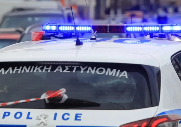 Πάτρα: Χειροπέδες σε άνδρα που πυροβολούσε ασταμάτητα στη μέση του δρόμου