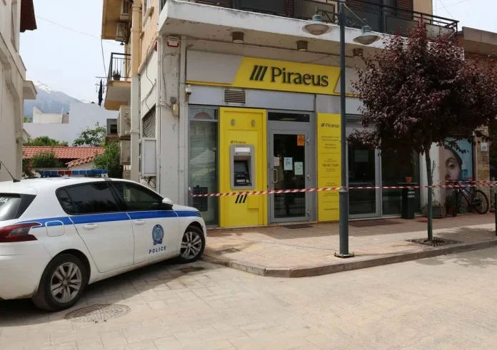 Το 'ελληνικό FBI' εξάρθρωσε τη συμμορία των '8' στην Τιθορέα: Στα δικαστήρια οι ληστές με το βαρύ οπλοστάσιο