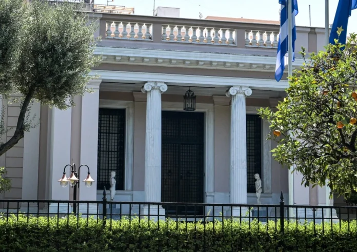 Ανασχηματισμός κυβέρνησης: Κώτσηρας το Υπουργείο Μεταφορών, Χατζηβασιλείου στο ΥΠΕΞ