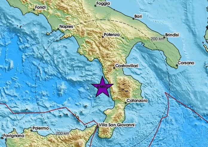 Ιταλία: Ισχυρός σεισμός 6,2 Ρίχτερ σε θάλασσα κοντά στην Καλαβρία