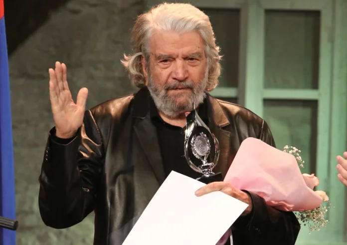 Πέθανε ο ηθοποιός Άγγελος Αντωνόπουλος. Θλίψη στον καλλιτεχνικό κόσμο