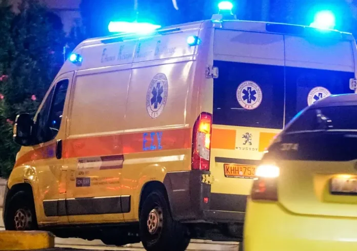 Σοβαρό τροχαίο στο Μενίδι: Ι.Χ. παρέσυρε 3χρονο κοριτσάκι. Δεν βρίσκουν τους γονείς του