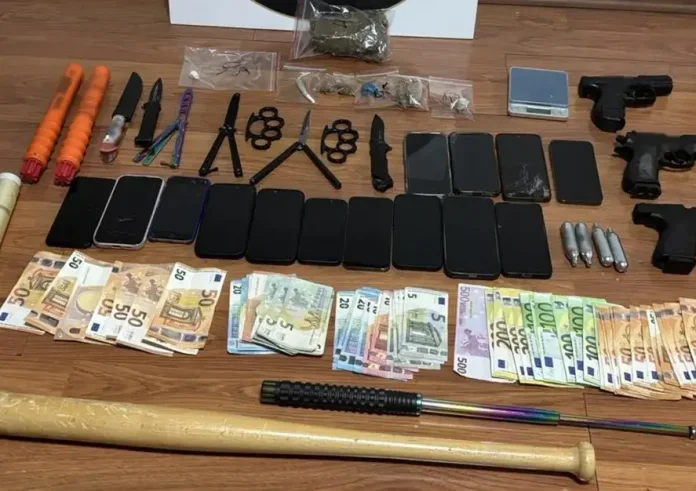 Σοκαριστική δράση εγκληματικών οργανώσεων: Ανήλικοι διακινούσαν ναρκωτικά σε μαθητές