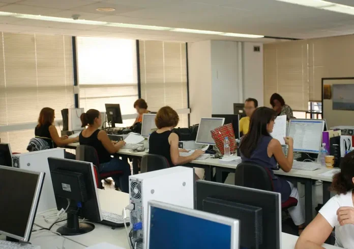 Αξιολόγηση δημόσιων υπηρεσιών: Άνοιξε η πλατφόρμα για τους πολίτες