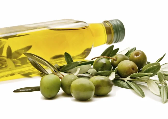 Το λάθος που κάνετε με την αποθήκευση του ελαιόλαδου: Πώς επηρεάζει τη γεύση και την ποιότητά του