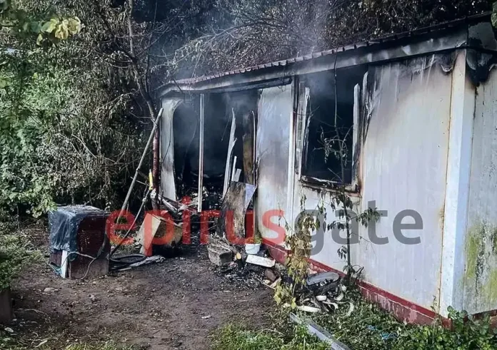 Τα τέσσερα νεκρά αδέρφια έμεναν 30 χρόνια στο κοντέινερ – «Δίπλα ήταν το σπίτι που είχε καταστραφεί από τον σεισμό»