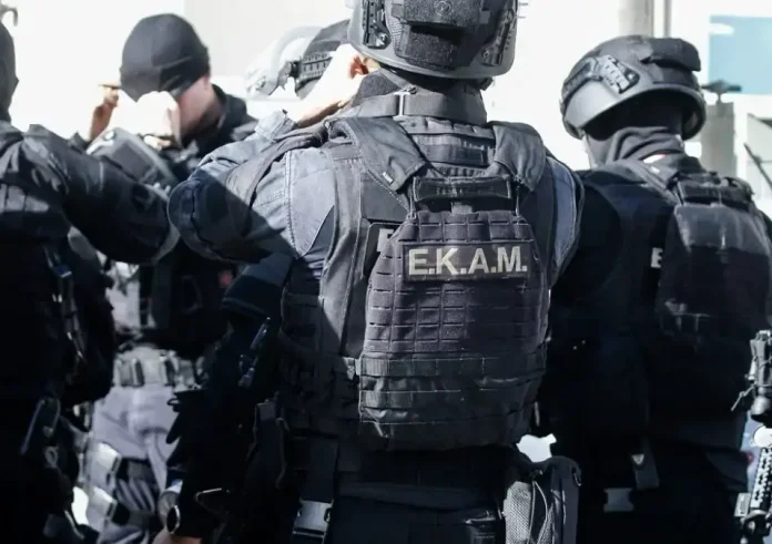 Στη ΓΑΔΑ ο 37χρονος Παλαιστίνιος, μέλος της Χαμάς: Το ψηφιακό ίχνος από την Κύπρο που οδήγησε στη σύλληψή του στην Κρήτη