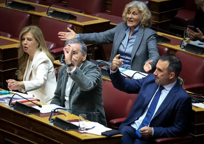 Νέα Αριστερά: Το τέλος ενός κόμματος που γεννήθηκε από τη διάσπαση του ΣΥΡΙΖΑ