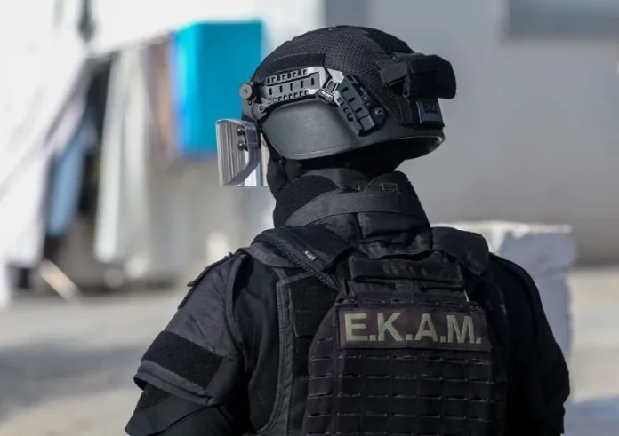 Σύλληψη 37χρονου μέλους της Χαμάς στην Κρήτη: Είχε μετατρέψει διαμέρισμα στα Πατήσια σε 'εργαστήριο' εκρηκτικών