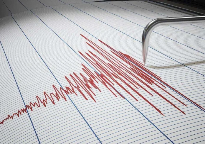 Μπαράζ ισχυρών σεισμών στην Εύβοια: Απανωτές δονήσεις με τη μεγαλύτερη στα 5,2 Ρίχτερ – Αναστάτωση και στην Αττική
