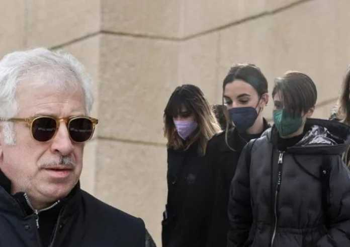 Πέτρος Φιλιππίδης: Μουδιασμένες οι καταγγέλουσες μετά την αποφυλάκιση του ηθοποιού