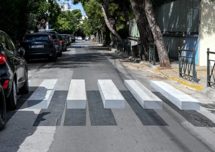 Η απίστευτη οφθαλμαπάτη που «σκαλώνει» όλους τους Έλληνες οδηγούς