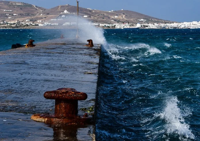 Αντίπαρος: Πώς συνέβη η τραγωδία στο λιμάνι με 3 νεκρούς - Βούτηξα αλλά δεν τα κατάφερα